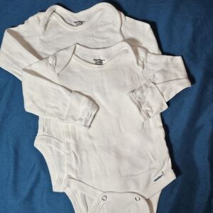 Gerber White Long Sleeve Baby Bodysuit Set
